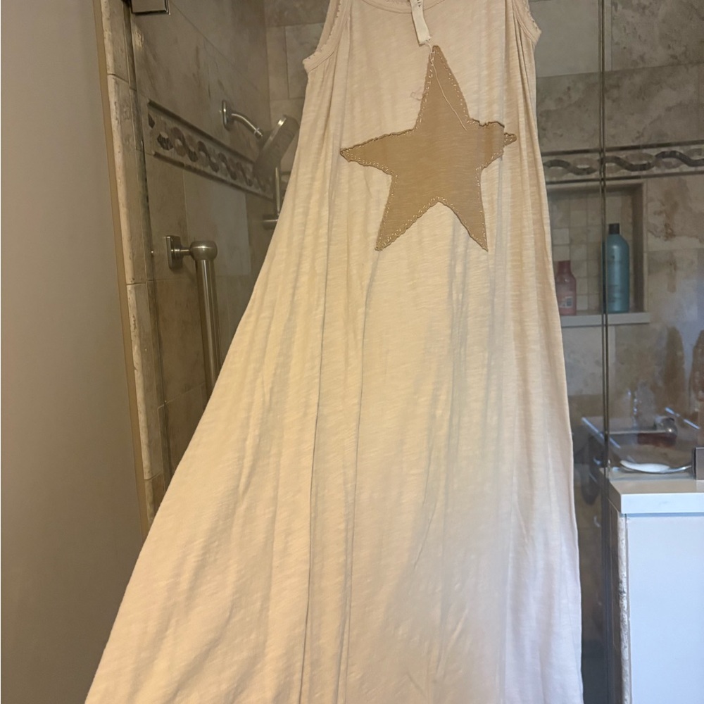 Magnolia Pear Star Applique Maxi Dress with Star Design